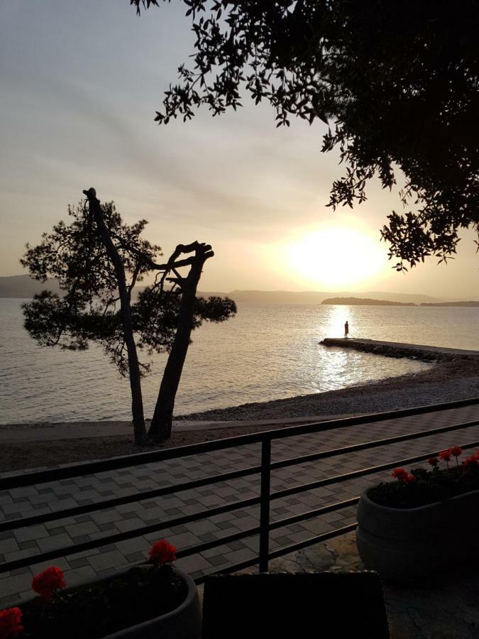 Summertime By Pearl Of The Biograd Biograd Na Moru Bagian luar foto